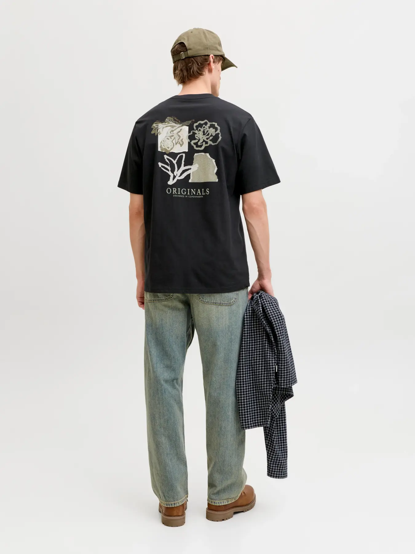 Camiseta Estampada Espalda Montauk Negra Jack & Jones - Imagen 8